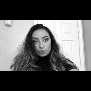 Meet your Posher, Karla